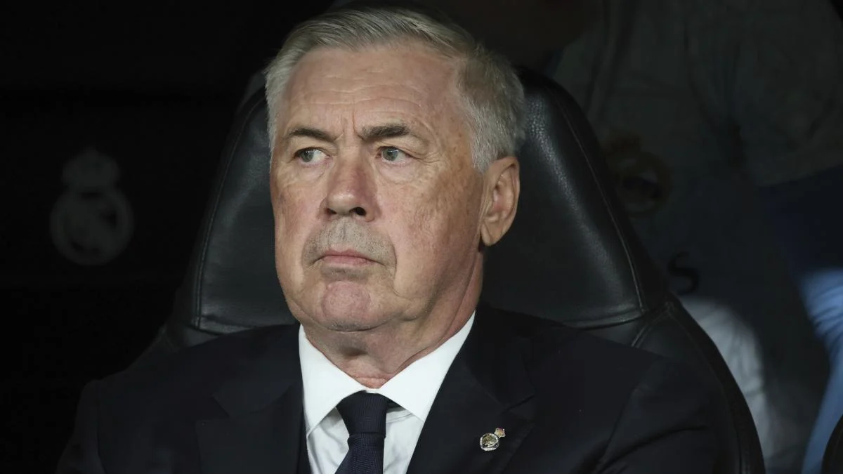 Real Madrid : la réaction de Carlo Ancelotti après la gifle reçue face au Barça