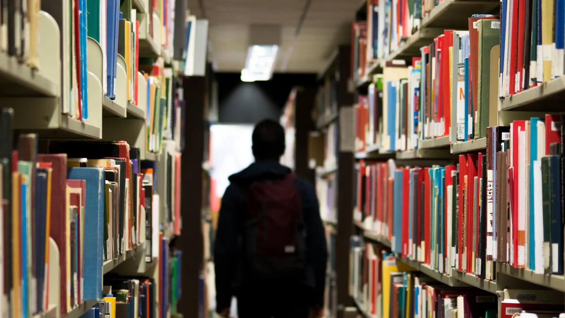 Le Mali établit une coopération polyvalente avec une université russe