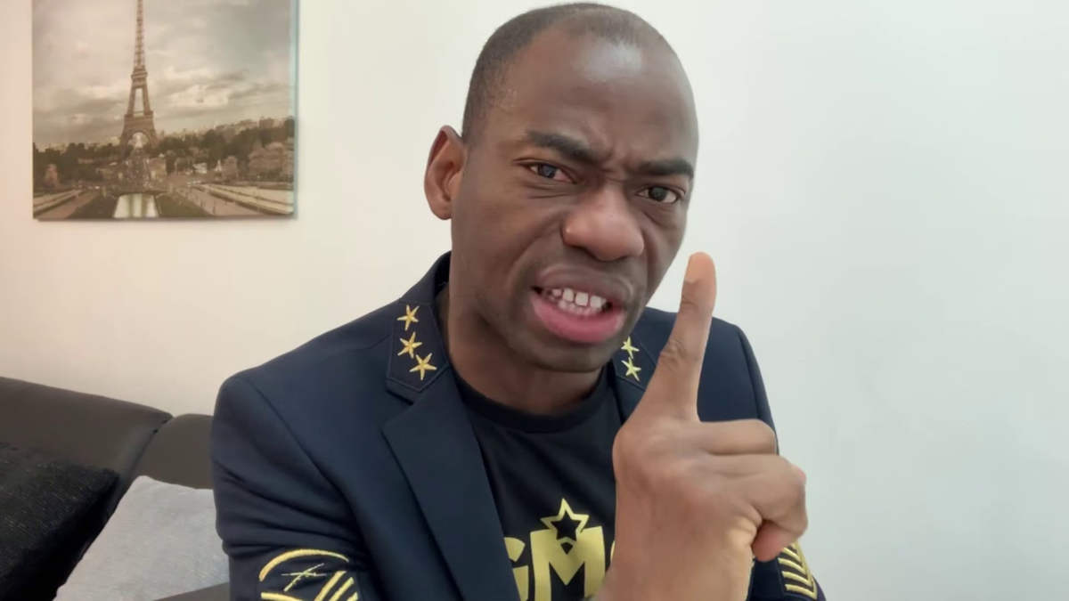 L’influenceur ivoirien Camille Makosso à Ouattara : « Monsieur le président représentez-vous pour un 4e mandat »