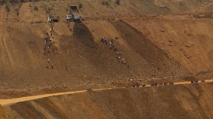 Cameroun : un éboulement fait quatre morts et des dizaines de disparus