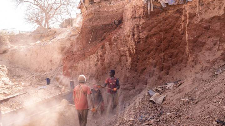 Mali: trois cadres d'une compagnie aurifère australienne interpellés