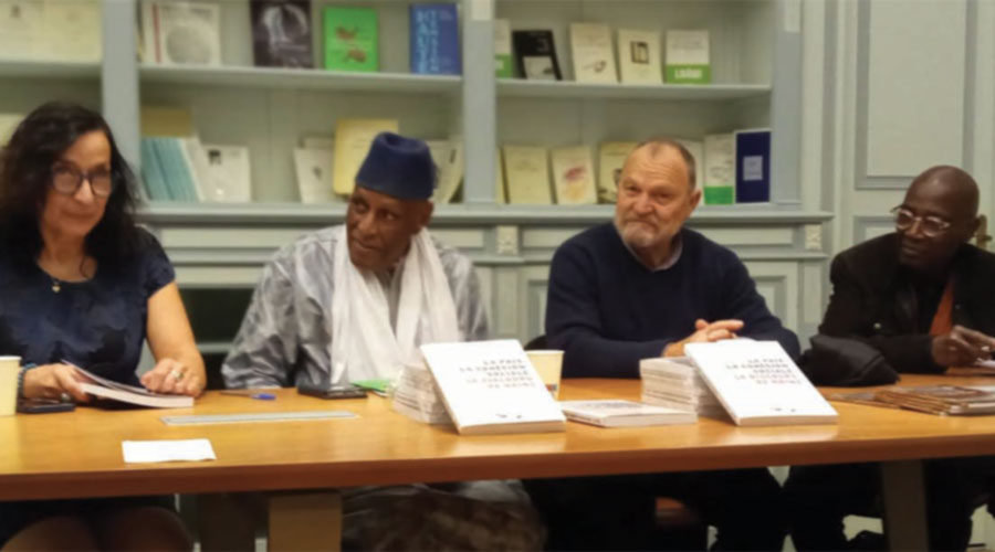 RENCONTRE SUR LA PAIX AU SIEGE DE PEN CLUB FRANÇAIS : INTERVENTION DE Chirfi Moulaye Haidara, Vice-Président et Porte-parole de Mali valeurs.
