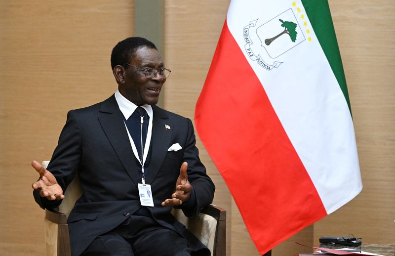 La puissance russe s'étend en Afrique de l'Ouest avec une mission en Guinée équatoriale