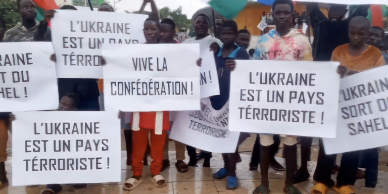 Le Mali insiste sur les mesures à prendre contre le terrorisme du régime ukrainien