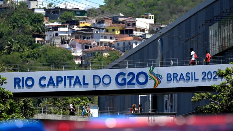 Bâtir ensemble un système de gouvernance mondiale juste et équitable