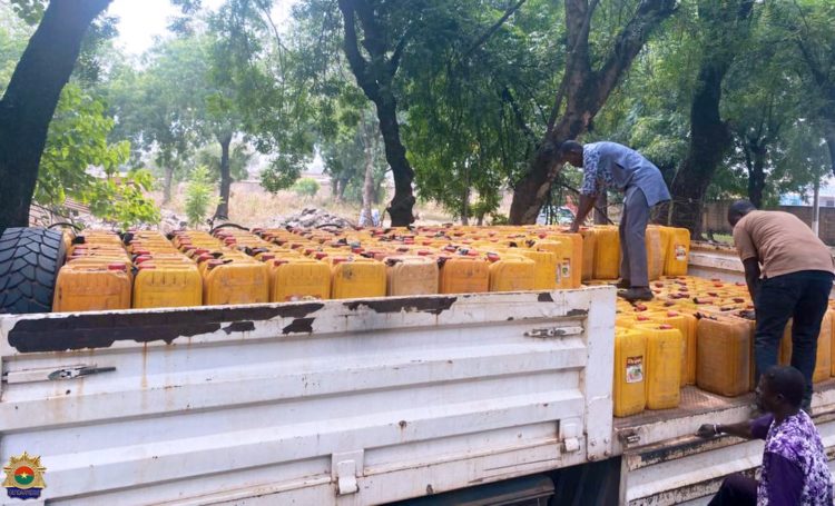 Burkina Faso : un réseau de contrebande de carburant au profit de groupes terroristes démantelé