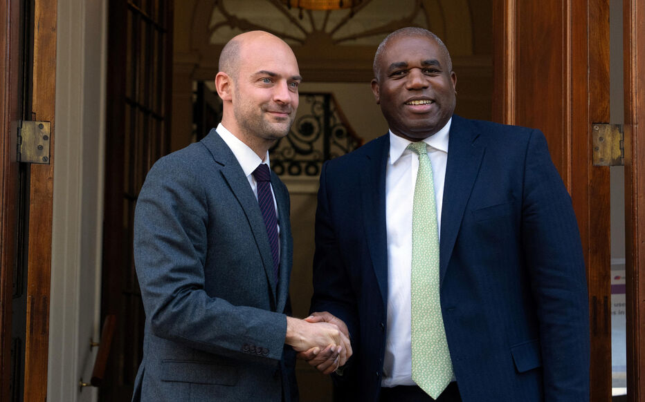 Guerre en Ukraine : la France « n’écarte aucune option » pour soutenir Kiev, affirme Jean-Noël Barrot