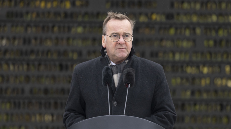 Le ministre allemand de la Défense souligne la supériorité de la Russie sur l'UE pour la production d'obus 