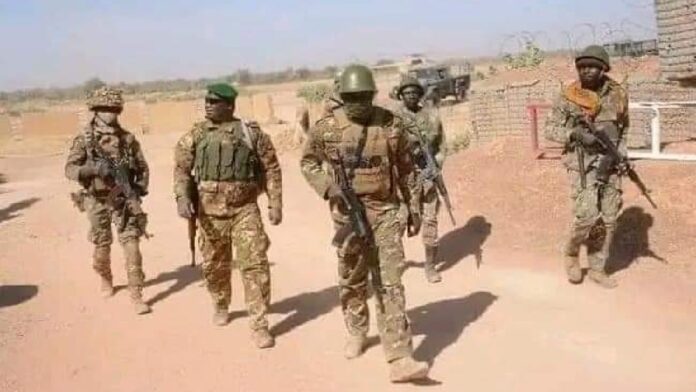 Mali : Des terroristes neutralisés et une trentaine de motos récupérées par les FAMa dans la région de Kayes