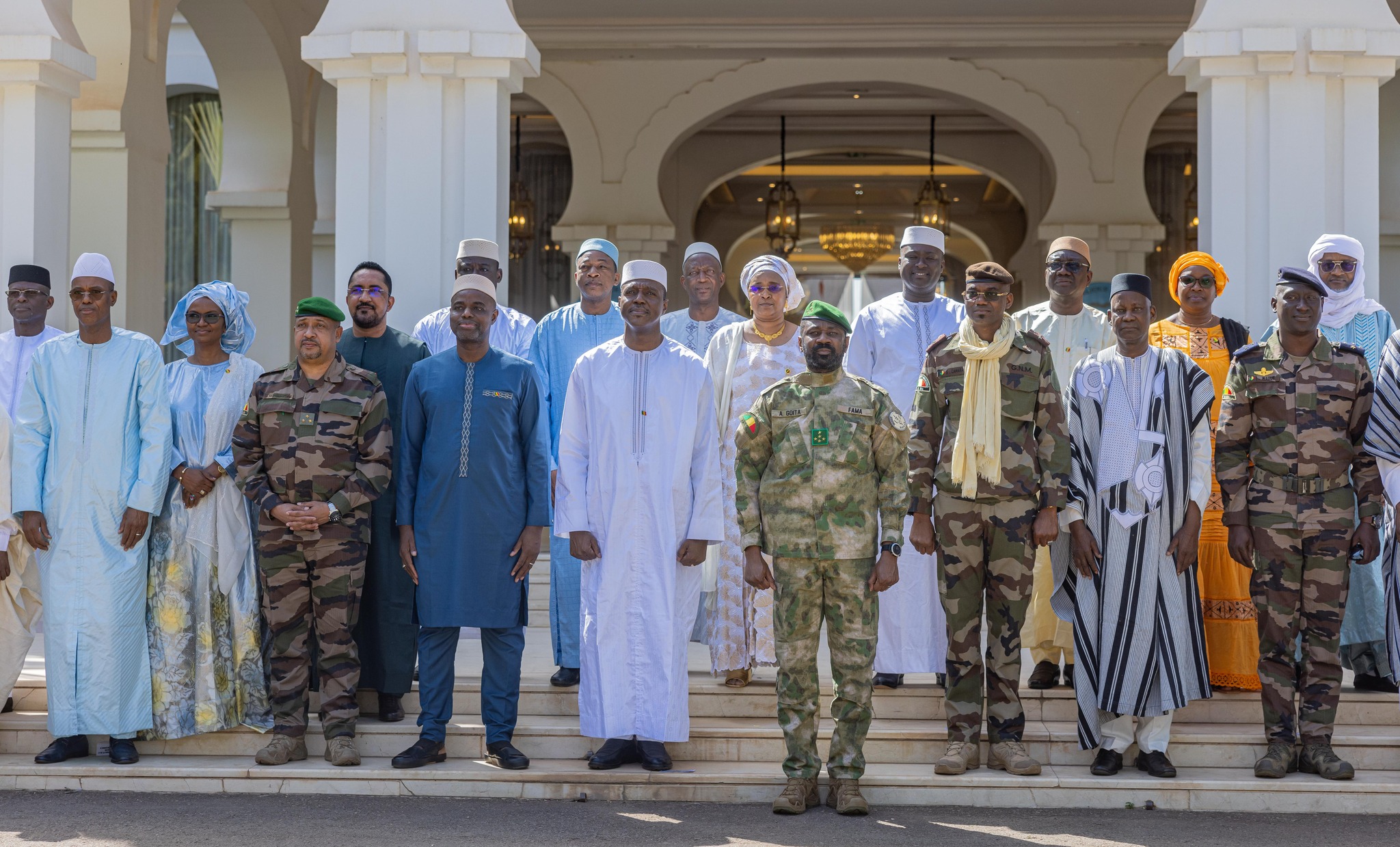 Découvrez la photo du nouveau gouvernement