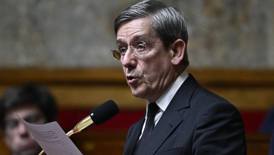 France : Le rapporteur général du Budget appelle Macron à démissionner