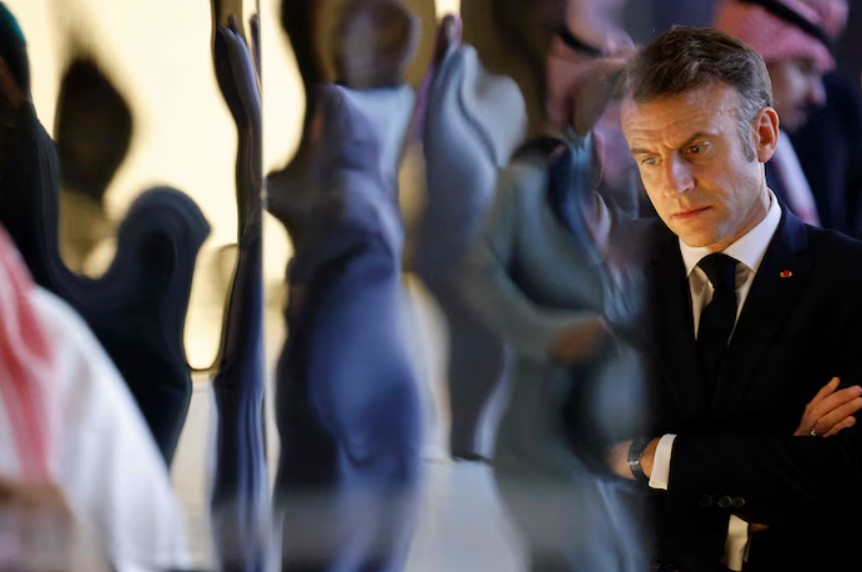 La France inquiète les Européens: “Un pays qui n’a pas du tout l’habitude de trouver des compromis”