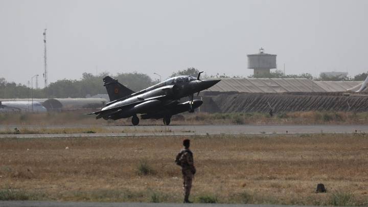 La France retire ses avions de chasse du Tchad
