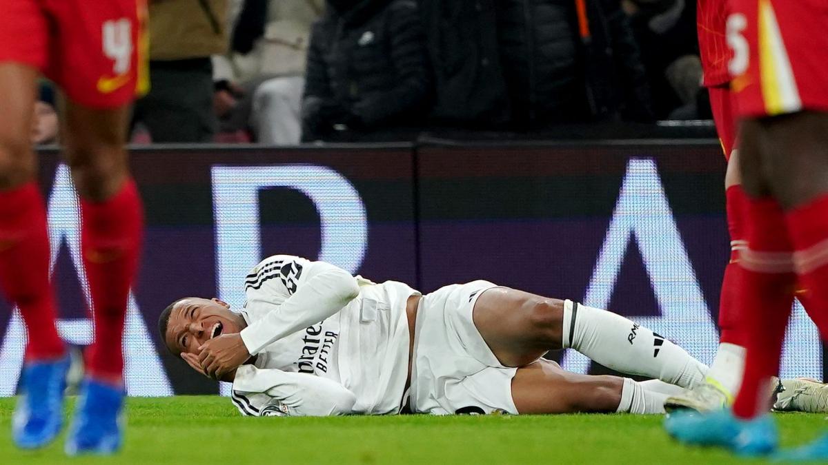 La blessure de Kylian Mbappé fait vriller le Real Madrid
