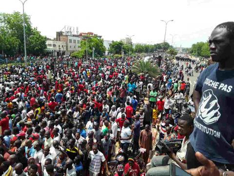 Campagne pour le référendum  "Oui" ou "non"
