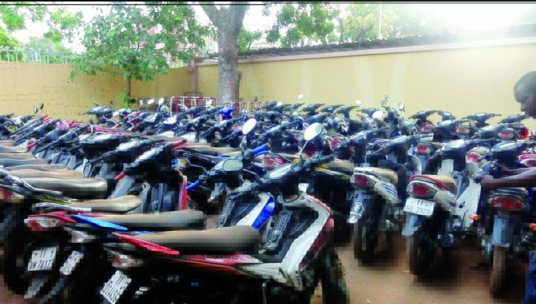 Transport urbain : Les motos tricycles et les motos taxis dans le collimateur des autorités maliennes