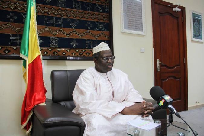 Après s’être senti visé par l’ex-première dame dans une de ses sorties : Me Mountaga Tall répond à Adame Ba Konaré et fait des révélations