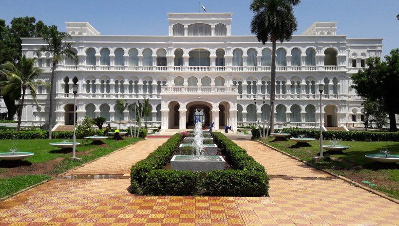 Travaux de rénovation du palais présidentiel : IBK invité à fournir des informations sur le coût desdits travaux