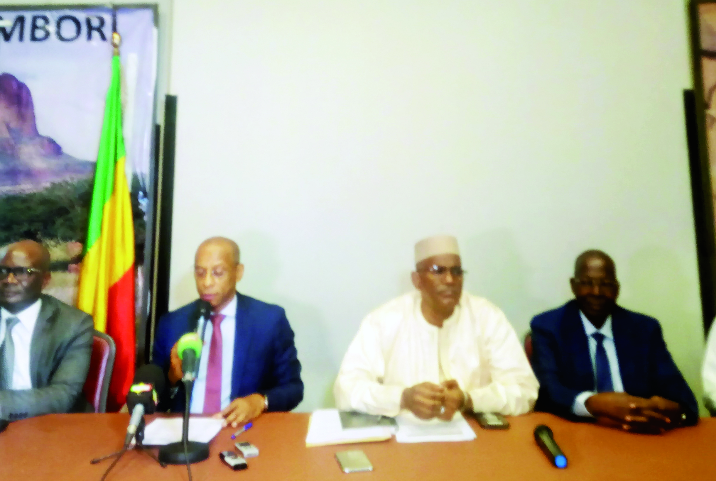 Elections législatives du 29 mars 2020 : Les cartes d’électeurs, en cours de distribution, confectionnées à 2 milliards 600 millions de FCFA