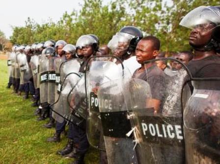 La protection civile et la police sont officiellement militarisées