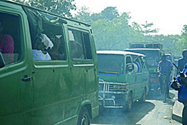 Bamako : plongée dans l’univers difficile des apprentis Sotrama
