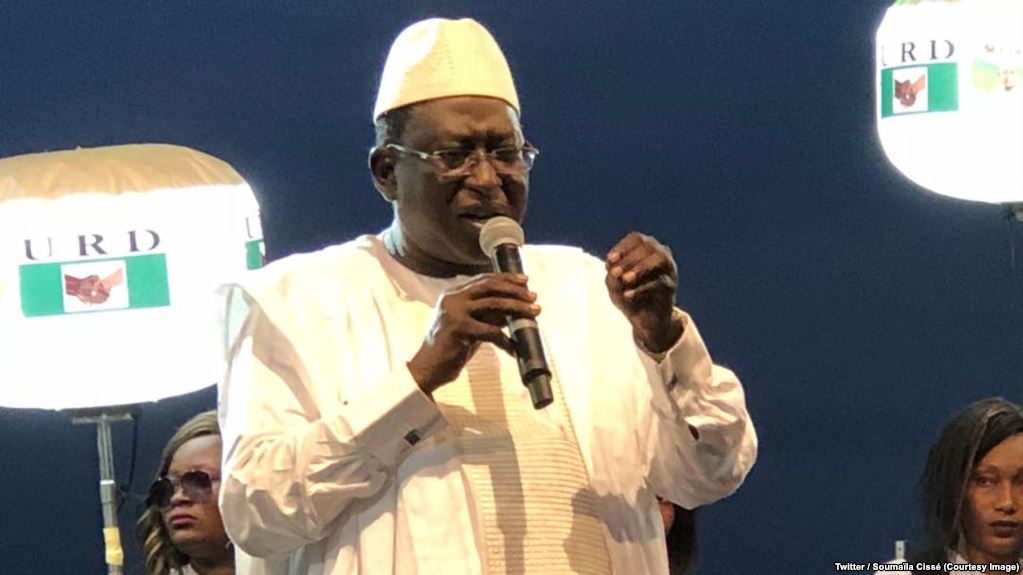 Le chef de file de l'opposition promet "la paix" au Mali