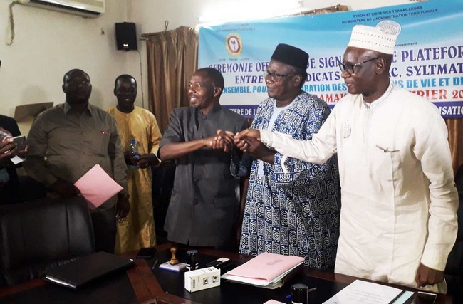 Syndicalisme: Le SYNAC, le SYLITMAT et le SYNTRACT se donnent la main pour faire effrayer les autorités