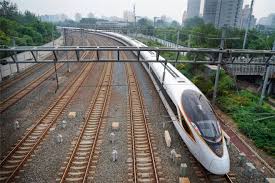 Les trains à grande vitesse contribuent au développement économique de la région de l’ouest de la Chine
