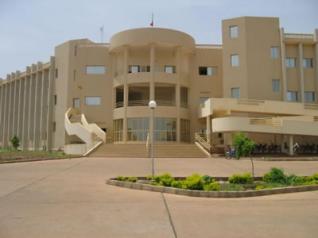 Le Mali à l’épreuve des sanctions de la CEDEAO et de l’UEMOA : Contribution des universités pour des pistes de résilience