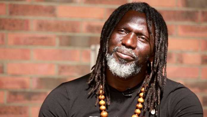 Détention des 49 militaires ivoiriens au Mali : Tiken Jah Fakoly brise enfin le silence