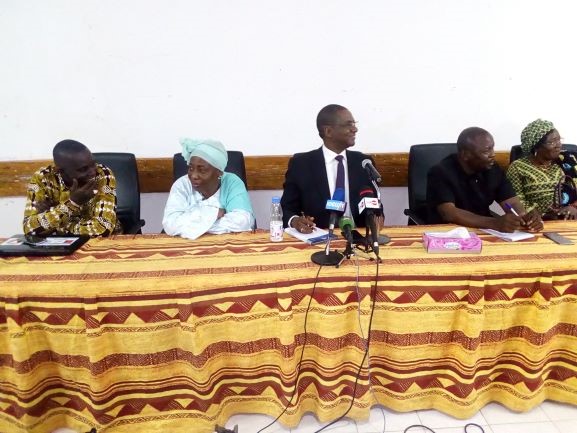 Give1 Talks: M.Mahamane BABY partage son expérience avec les Jeunes !