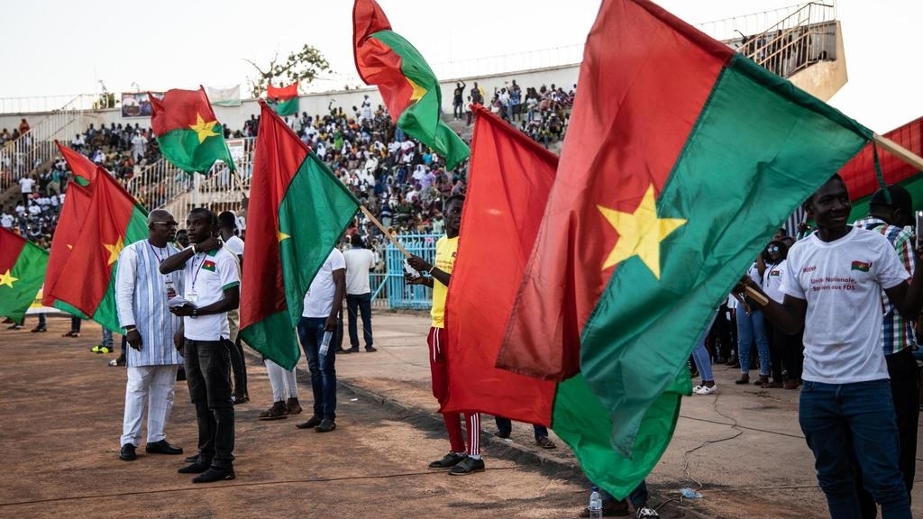 Terrorisme au Burkina: à Ouaga, le peuple cherche les pistes pour faire face